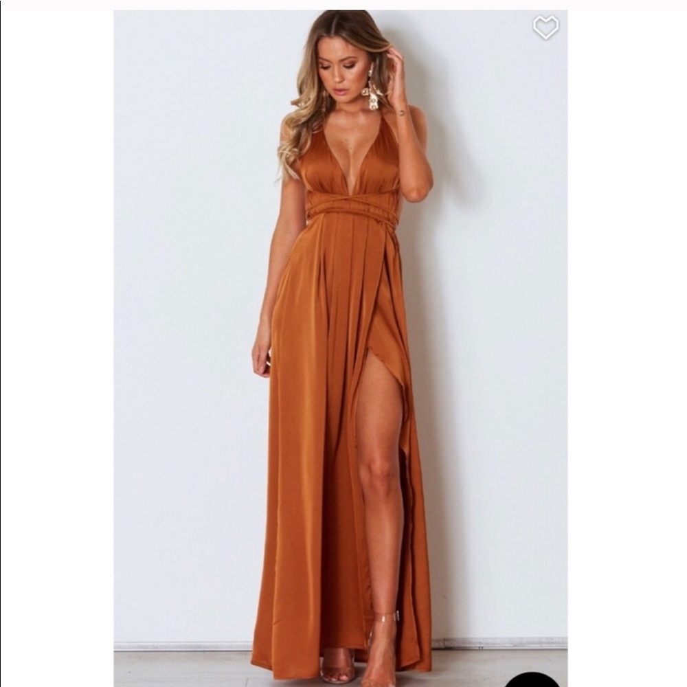 ISO: White Fox Boutique Rust Dress